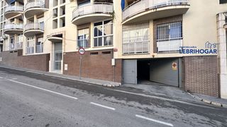 Affitto Posto auto in Lebrija. Garaje en alquiler en avda. andalucía.