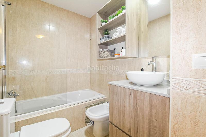 Foto 599db0a7-cb0c-471f-b63e-f16cf2d0183e. Pis a Torrenueva Motril