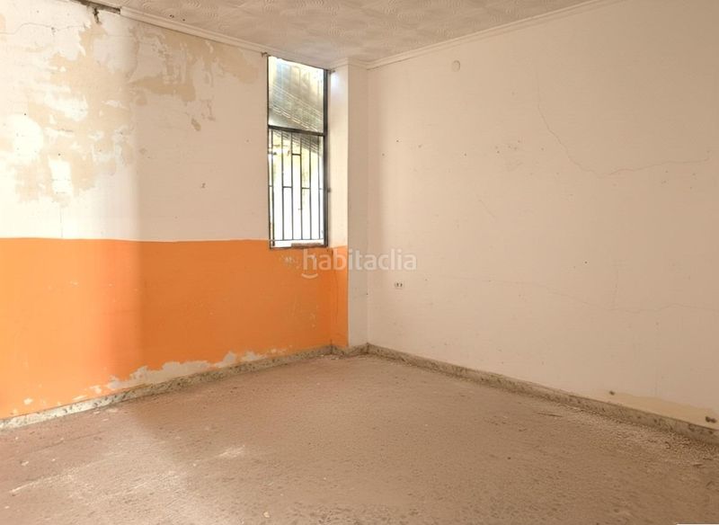 Foto 3b96ea42-38b6-450c-b06f-f6572c324088. Casa amb aparcament a Motril ciudad Motril