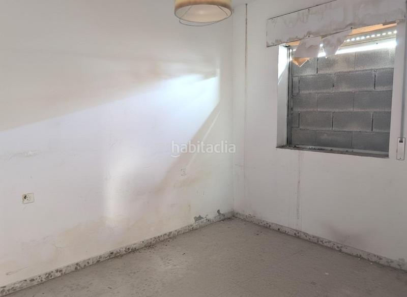 Foto 5c9b1c6e-a158-463e-8204-075e2b20d13d. House with parking in Motril ciudad Motril