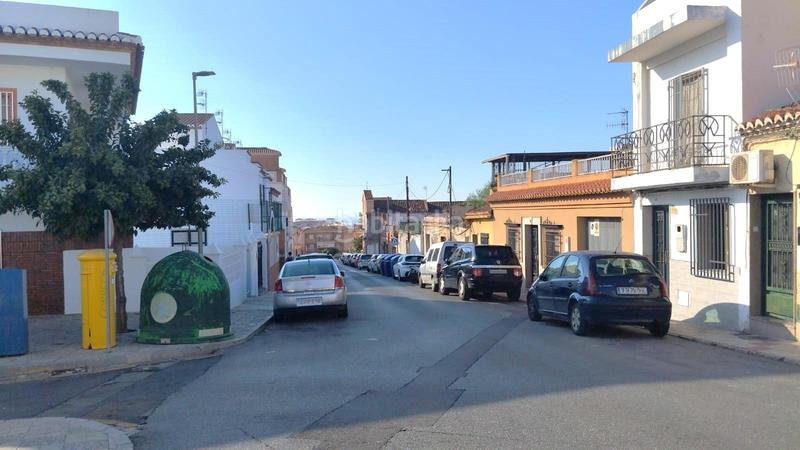 Foto bbf3a3ee-a90a-4d6f-b722-65c77fdc2fca. House with parking in Motril ciudad Motril