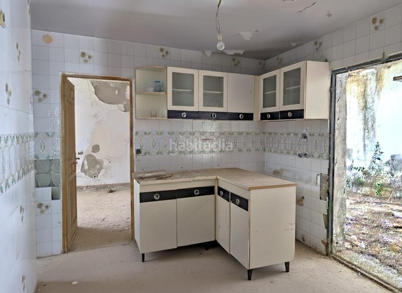 Foto e9788098-25ff-42ae-b06c-d93ba62cbfb3. House with parking in Motril ciudad Motril