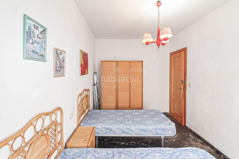 Foto c7eace2b-d927-4e4e-98f7-48bba02503b9. Pis a Centro Salobreña