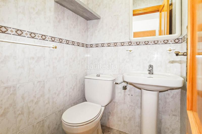 Foto fdf91b9c-b900-417e-9726-94a2eea8f13e. Pis a Centro Salobreña