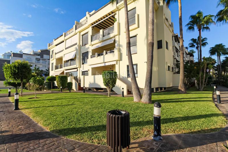 Foto 192b3648-abae-43c5-a67a-667426c425b8. Etagenwohnung mit parking pool in Playa de Granada Motril