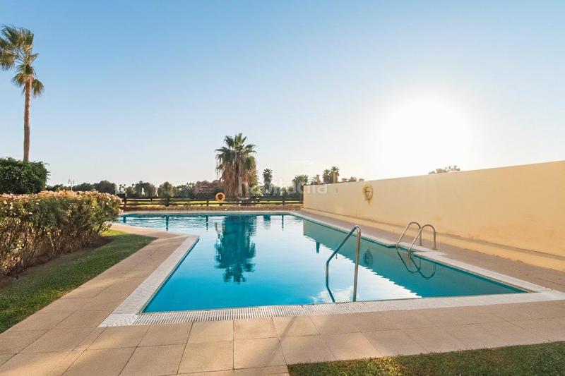 Foto 425e7249-2007-4839-aaa4-e92fcf2d6251. Etagenwohnung mit parking pool in Playa de Granada Motril