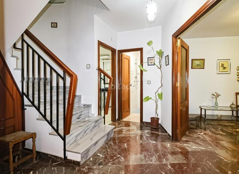 Foto 41f246e1-820f-4a10-8500-156c4ed6a13d. Casa amb aparcament a Motril ciudad Motril