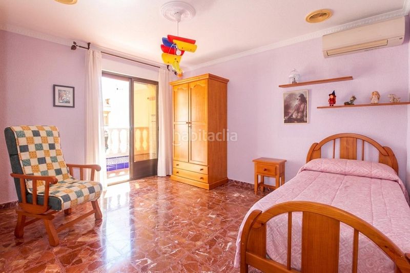 Foto 81ba2f00-43b4-456d-8dea-cbaadd031df3. Casa amb aparcament a Motril ciudad Motril