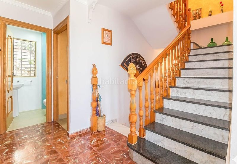 Foto fa0bc72a-337c-4487-8aa7-fe09b8949470. Casa amb aparcament a Motril ciudad Motril