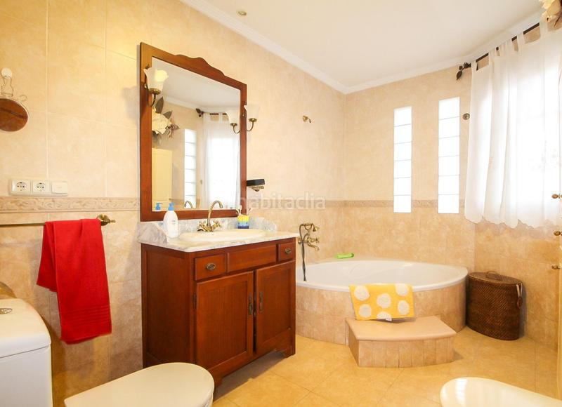 Foto b6a8afc3-8b05-4d30-b541-b6355c9e0a1e. Chalet la casa de tus sueños en Motril ciudad Motril