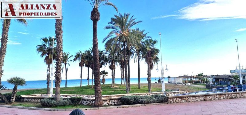 Foto e8b21298-8fe9-4310-b4d0-f07b4caffb18. Pis amb aparcament piscina a Paseo Marítimo Oeste - Pacífico Málaga