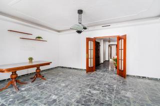 Maison à La Banda - Campo de Fútbol. Increible casa con garaje y azotea