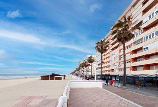 Local Comercial a Paseo Marítimo - San José - La Laguna