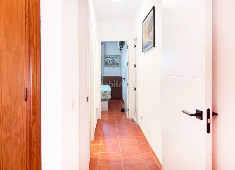 Foto 09926dfe-0f61-4ff3-a47c-d5e483bc83b7. Apartament amb aparcament piscina a La Barrosa Chiclana de la Frontera