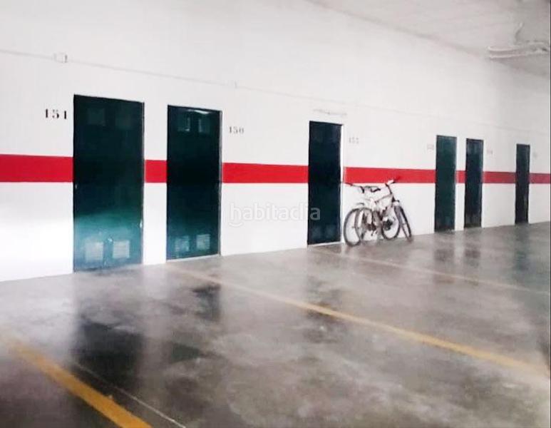 Foto 283ac34d-c771-40be-a84c-c4e2a41a2d10. Apartament amb aparcament piscina a La Barrosa Chiclana de la Frontera