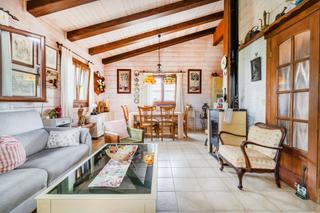 Chalet à Núcleo urbano. Encanto natural y estilo único en la zona del almendral