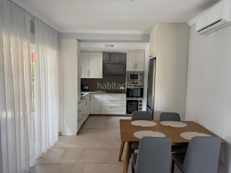 Foto 2dd3b5b8-7446-406e-a68c-9093920c157a. Maison jumelée avec chauffage piscine dans Novo Sancti Petri Chiclana de la Frontera