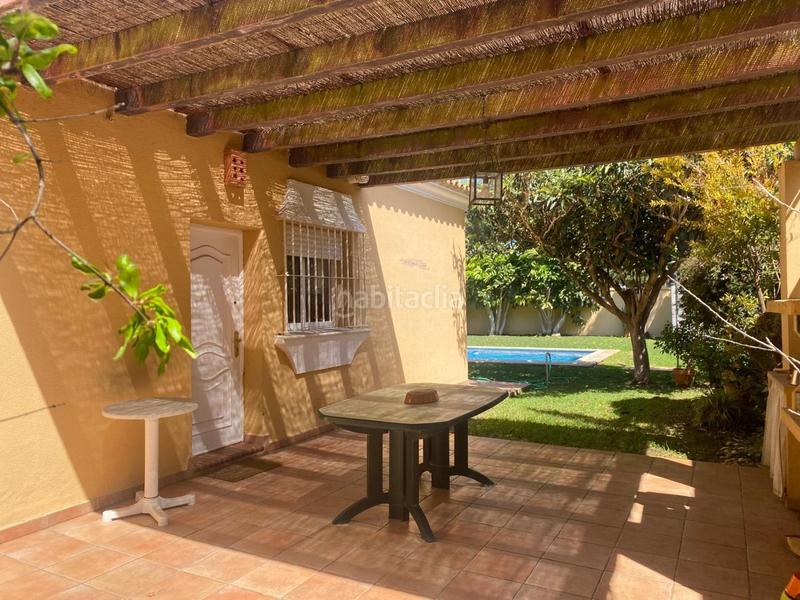 Foto 7b9b2836-9b76-425f-bbf4-2c9176babc2a. Chalet con parcheggio piscina in Las Lagunas - Campano Chiclana de la Frontera