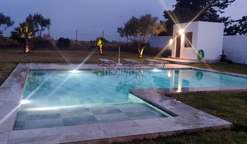 Foto 2d8dad04-9a51-4b73-b6eb-daf027253a3d. Chalet increible chalet con piscina y amplia parcela en hozanejos en Chiclana de la Frontera