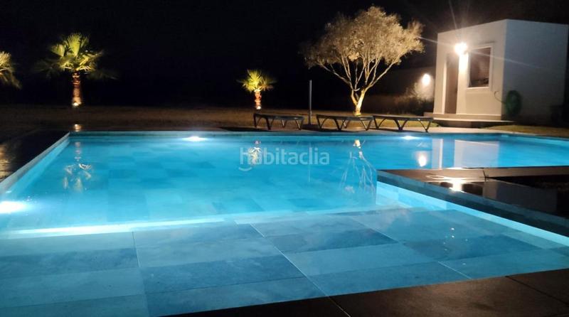 Foto 73b51762-353f-4214-bf2b-fc1e9a39d487. Chalet increible chalet con piscina y amplia parcela en hozanejos en Chiclana de la Frontera