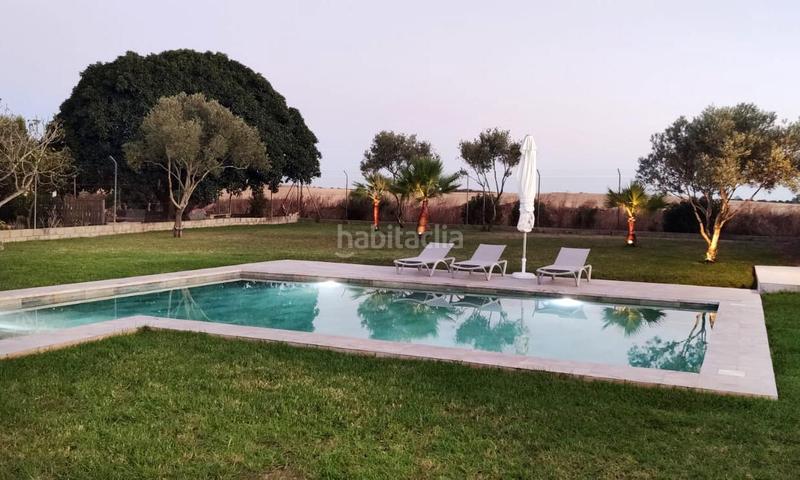 Foto 7608072a-bbd1-4558-aa34-09a49cb1ce42. Chalet increible chalet con piscina y amplia parcela en hozanejos en Chiclana de la Frontera