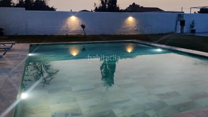 Foto f6bbcc03-86e7-4276-83ba-09efbb90c935. Chalet increible chalet con piscina y amplia parcela en hozanejos en Chiclana de la Frontera