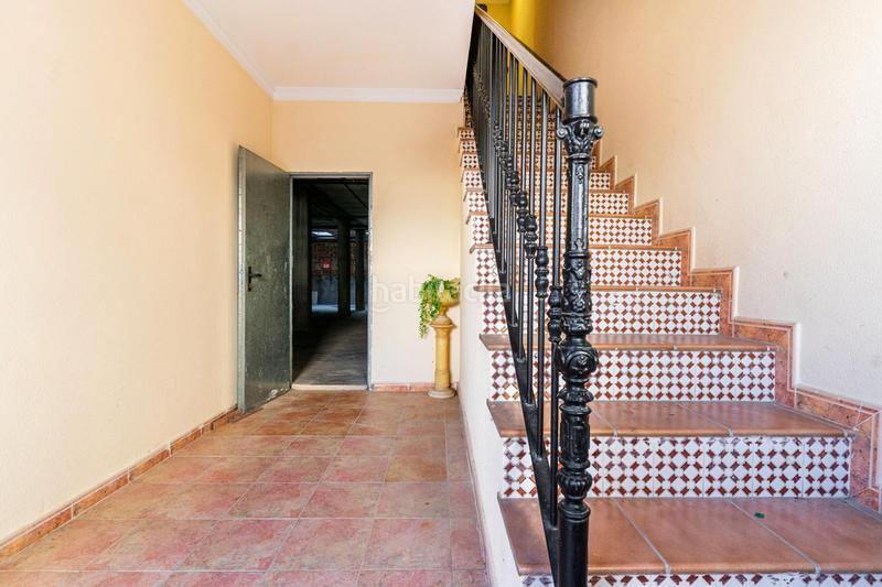 Foto 8dc7bd2f-5168-4ea2-8d62-3d1947a5b5ac. Casa increible casa en el mayorazgo con amplio garaje y patio privado en Chiclana de la Frontera