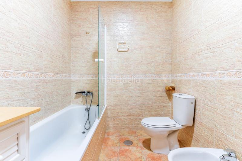Foto f0136a4a-c7b3-4e46-bb0b-f65adef71ef9. Casa increible casa en el mayorazgo con amplio garaje y patio privado en Chiclana de la Frontera
