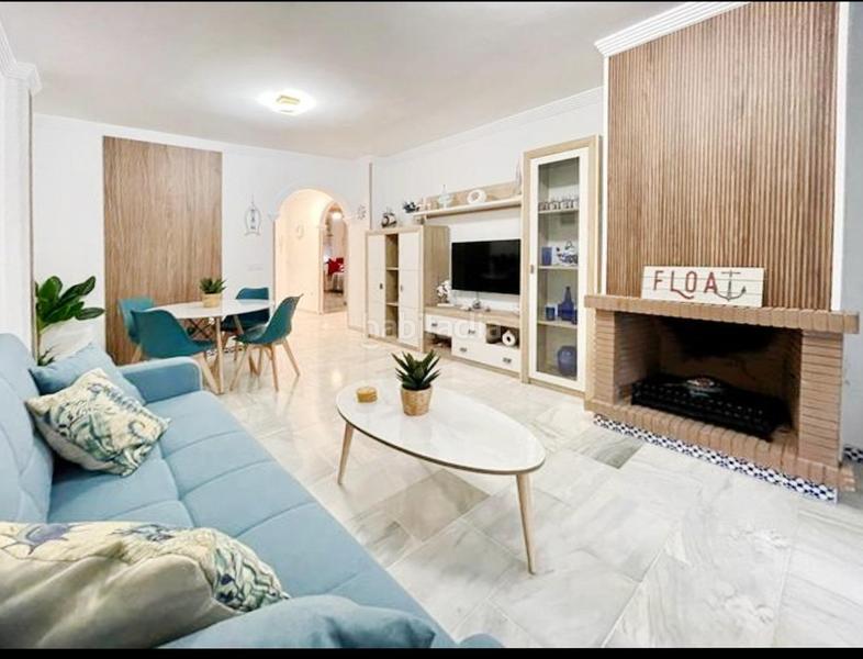 Foto e111e1c6-9c01-48de-ae7a-399e12870f0b. Casa adossada amb piscina a La Barrosa Chiclana de la Frontera