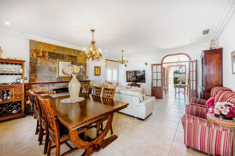 Foto 16c27195-8daa-4fa8-91b5-64abd65559b6. Xalet amb aparcament piscina a Núcleo urbano Chiclana de la Frontera