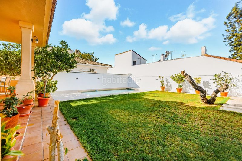 Foto 73bf3f63-d5b9-4156-b0b7-21004d3388df. Xalet amb aparcament piscina a Núcleo urbano Chiclana de la Frontera