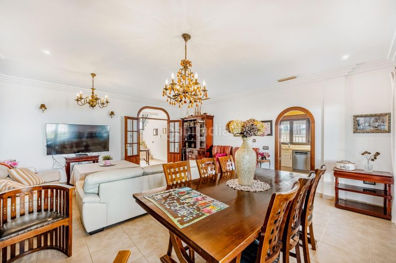 Foto ee817e56-1753-47fd-8b48-08c74a4471bf. Xalet amb aparcament piscina a Núcleo urbano Chiclana de la Frontera