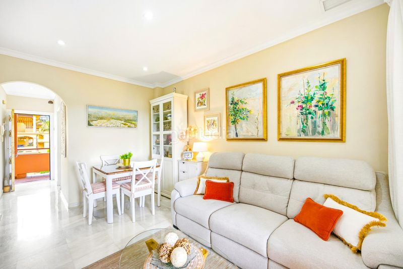Foto 0fa1d216-2a99-4e1a-91d1-cc3b4e399a3a. Apartament amb aparcament piscina a Novo Sancti Petri Chiclana de la Frontera