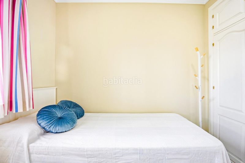 Foto a16458e4-1d0f-46b5-85a9-3f10d272b42f. Apartament amb aparcament piscina a Novo Sancti Petri Chiclana de la Frontera