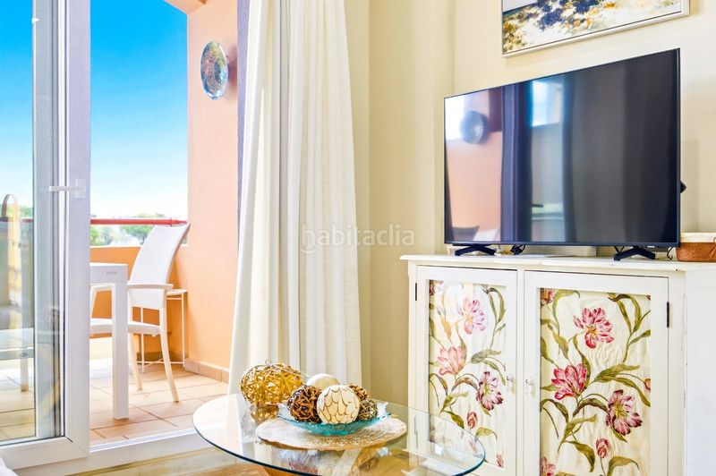 Foto a61fb6a3-35c4-4b8f-b3d2-ef4f2c541d2e. Apartament amb aparcament piscina a Novo Sancti Petri Chiclana de la Frontera