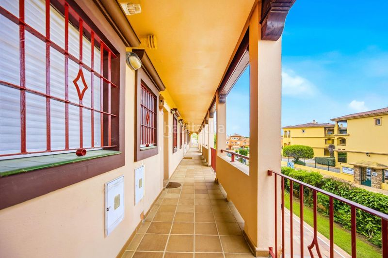 Foto c1c2d665-2a65-429f-9b45-03074482db6d. Apartament amb aparcament piscina a Novo Sancti Petri Chiclana de la Frontera