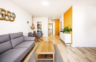 Etagenwohnung in Núcleo urbano. Amplio piso cercano al centro