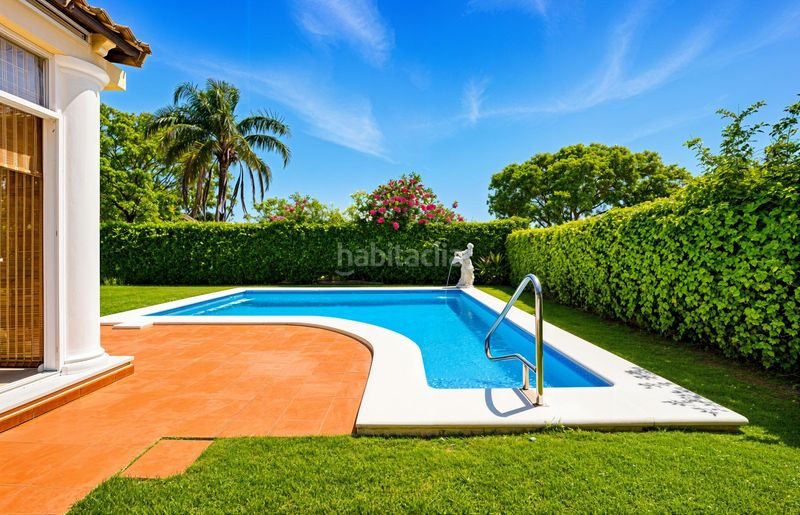 Foto bbf8f269-f0b9-45bd-9585-df4954e6f158. Xalet amb calefacció aparcament piscina a Novo Sancti Petri Chiclana de la Frontera