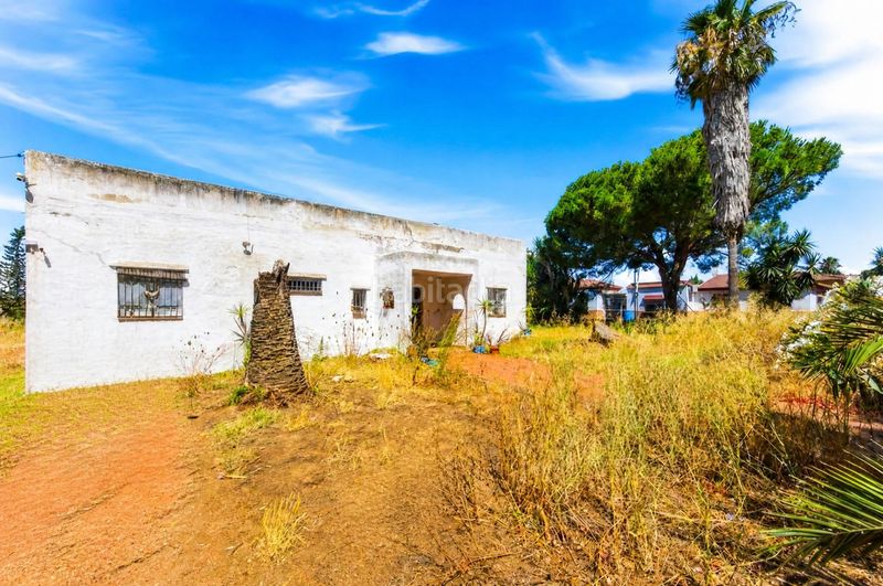 Foto bac1bdc0-d053-4384-9f57-a3ae2377b4bd. Xalet amb aparcament piscina a Las Lagunas - Campano Chiclana de la Frontera