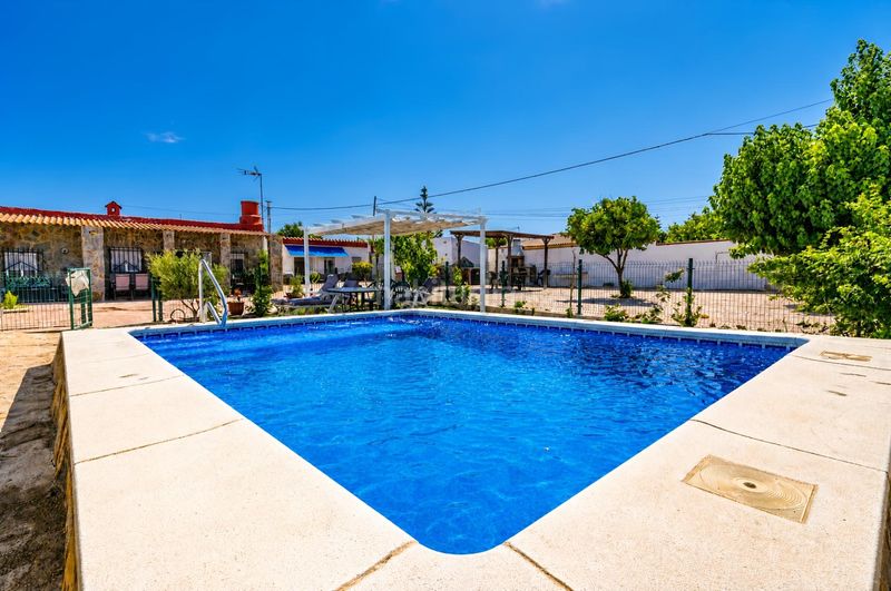 Foto 61645f97-4970-4937-b1eb-6d987e9d0789. Xalet amb aparcament piscina a Los Franceses - La Vega Chiclana de la Frontera