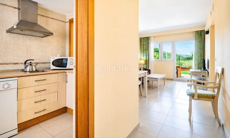 Foto 65ad6af1-e069-4a9b-8a56-d884a0ace422. Apartament amb aparcament piscina a Novo Sancti Petri Chiclana de la Frontera