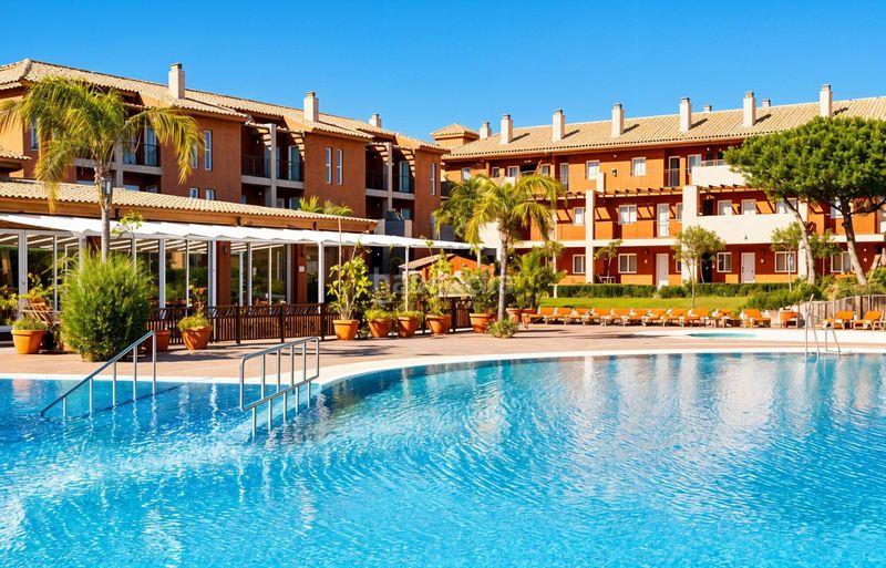 Foto c66cf90a-cd07-4c79-965e-d72d9b5be2ef. Apartament amb aparcament piscina a Novo Sancti Petri Chiclana de la Frontera
