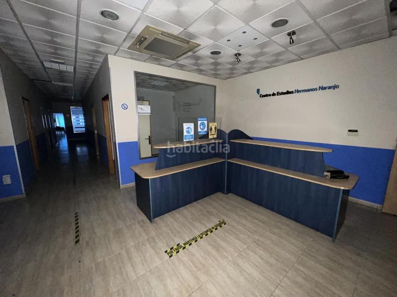 Foto a36e42dc-3d1f-4fe6-8f0f-ce4dd75c2eec. Locale commerciale in Angustias - Chana - Encina Granada