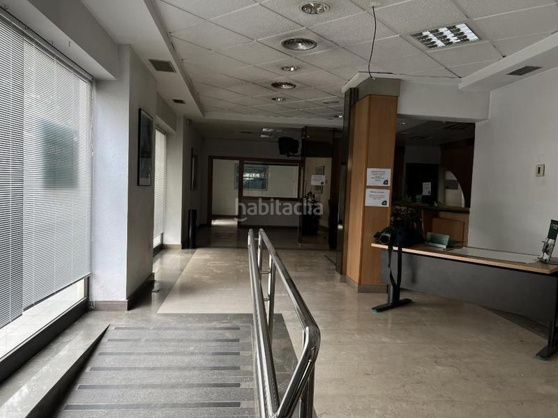 Foto 0c2ca8ad-89f9-4947-b4ef-f22f04b87798. Alquiler local comercial local com. en alquiler en la chana. en Granada