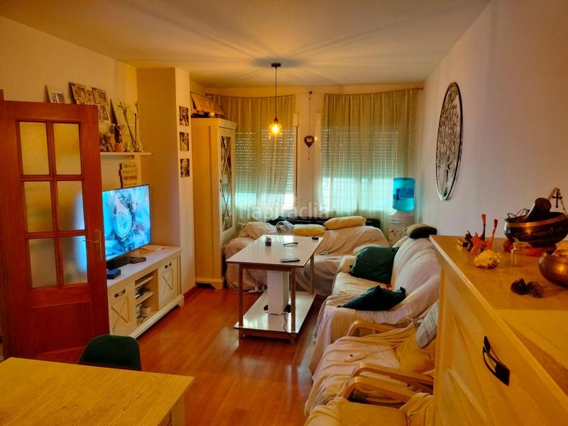 Foto b3c39b3e-fd52-4f8c-9df3-11cf89ed61f5. Casa amb aparcament a Polideportivo Alhendín