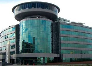 Miete Büro in Edificio forum. Oficina en alquiler en granada.