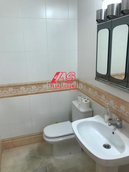 Foto 1a1d5fc4-e6d1-4c60-b3dd-41080cb51e3e. Affitto locale commerciale in Joaquina Eguaras Granada