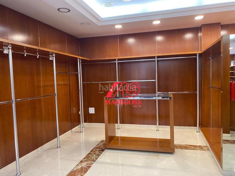 Foto e7984bd3-b2ce-45af-89e8-33d4728c2a7a. Alquiler local comercial local com. en alquiler en norte. en Granada