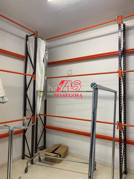 Foto f7373595-5af8-4f88-b03a-8f2304c0e228. Alquiler local comercial local com. en alquiler en norte. en Granada