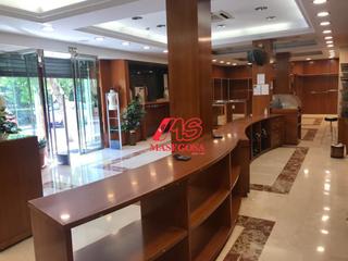 Lloguer Local Comercial a Joaquina Eguaras. Local com. en alquiler en norte.